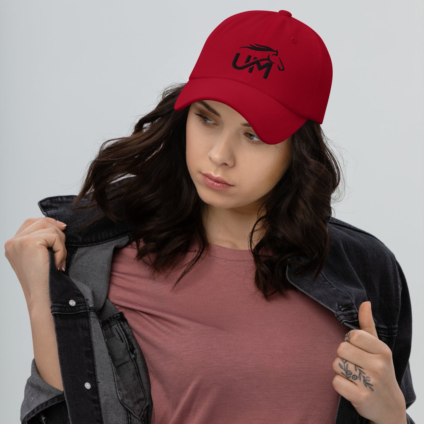 Ball cap: Black Logo