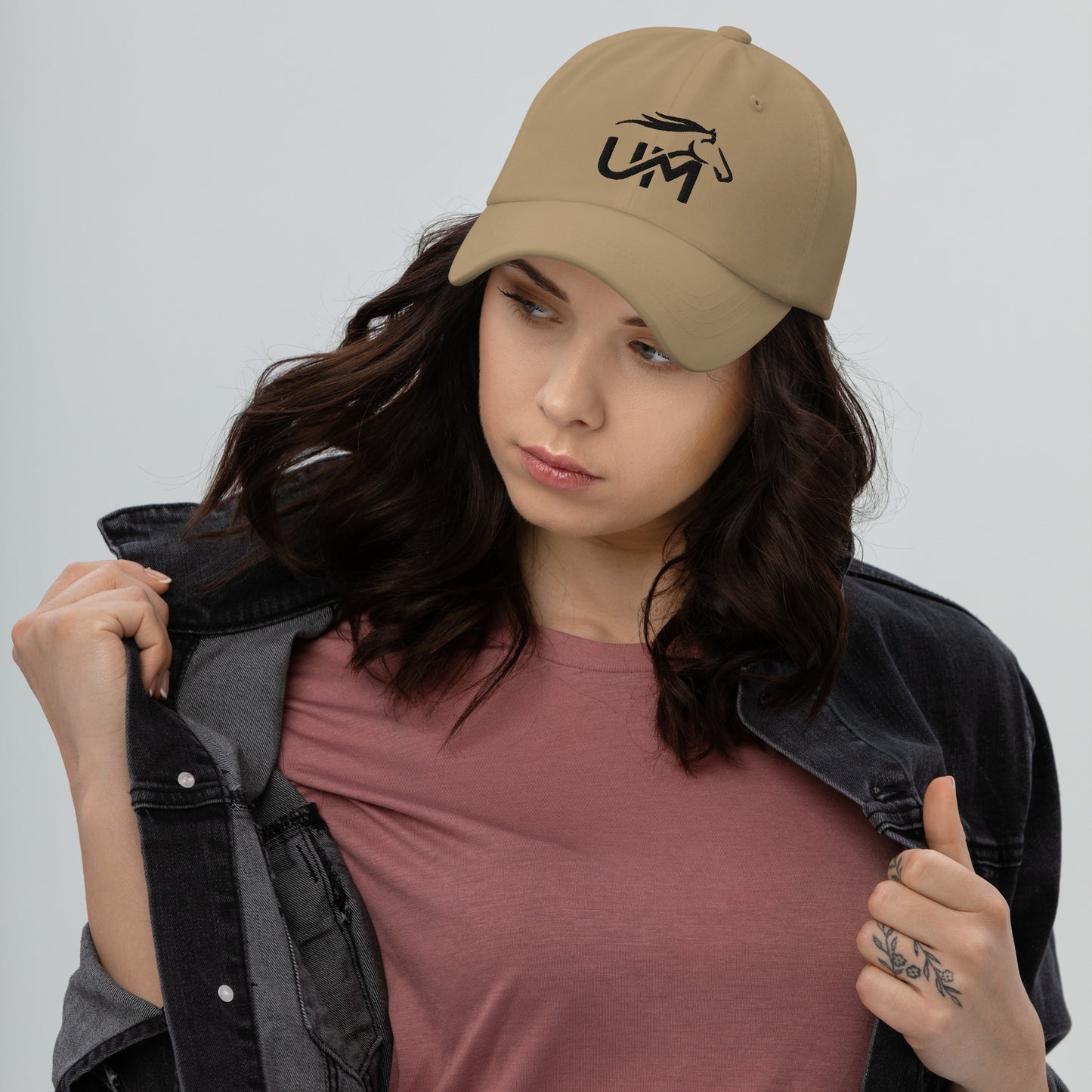 Ball cap: Black Logo