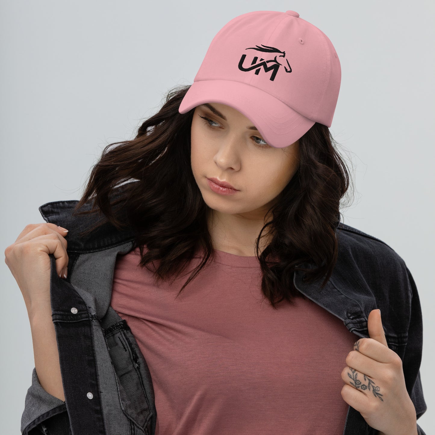 Ball cap: Black Logo