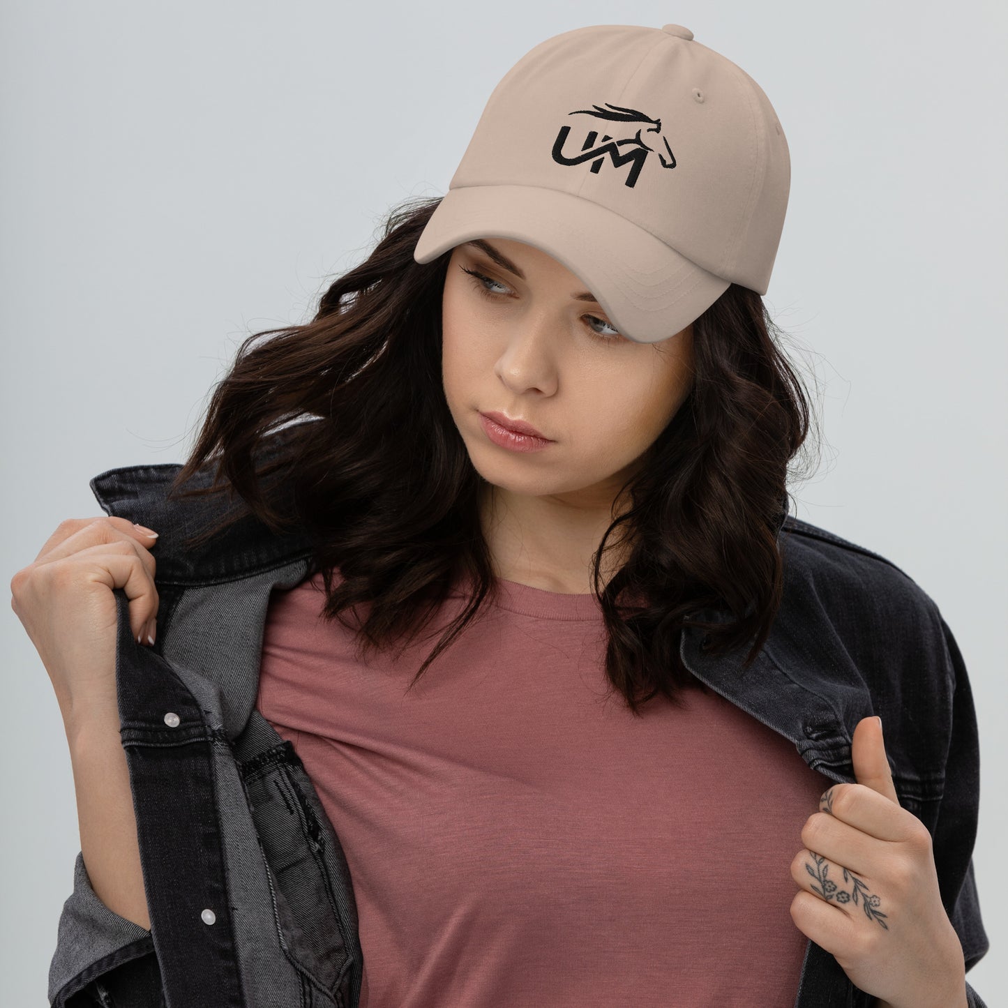 Ball cap: Black Logo